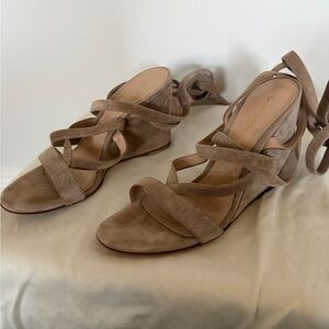 Gianvito Rossi Beige Strappy Heels wedge sandal suede 38